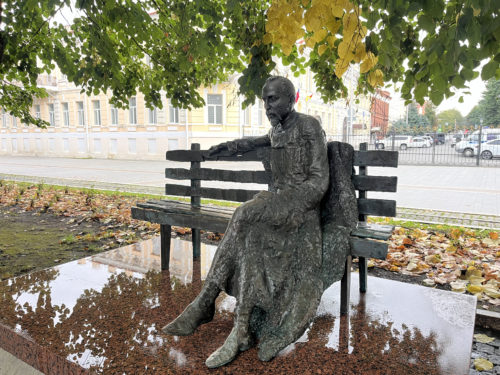 Памятник Коста Хетагурову